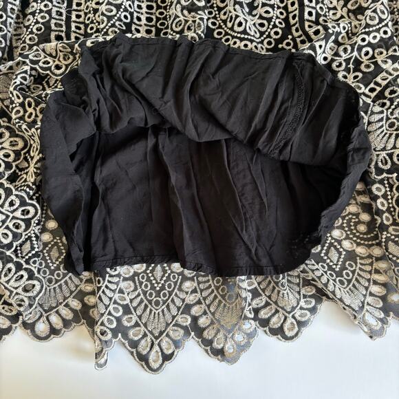 AKEMI + KIN Anthropologie Black Eyelet Boho Embroidered Mini Dress Size 2 - Picture 8 of 11